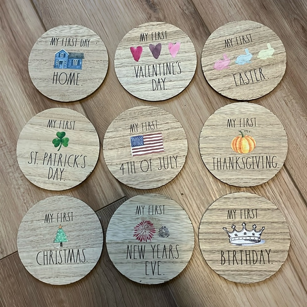 Rae Dunn First Holidays Milestone Circles